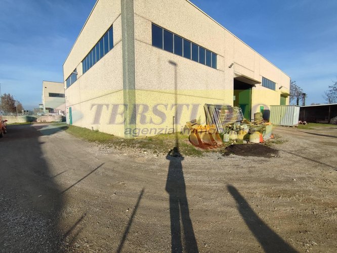 Capannone Industriale Brignano Gera d'Adda