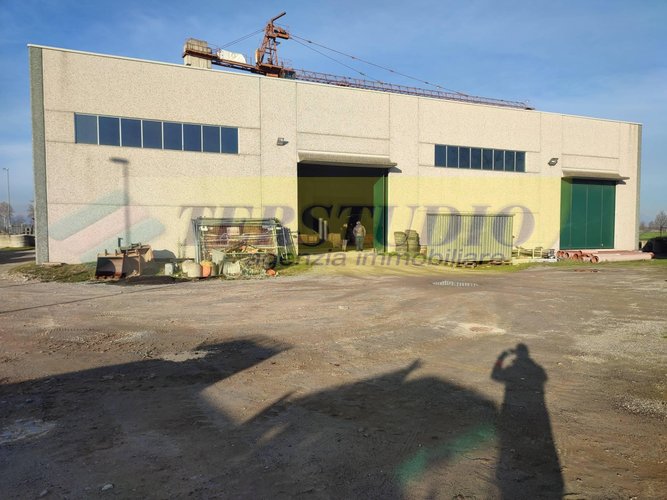 Capannone Industriale Brignano Gera d'Adda
