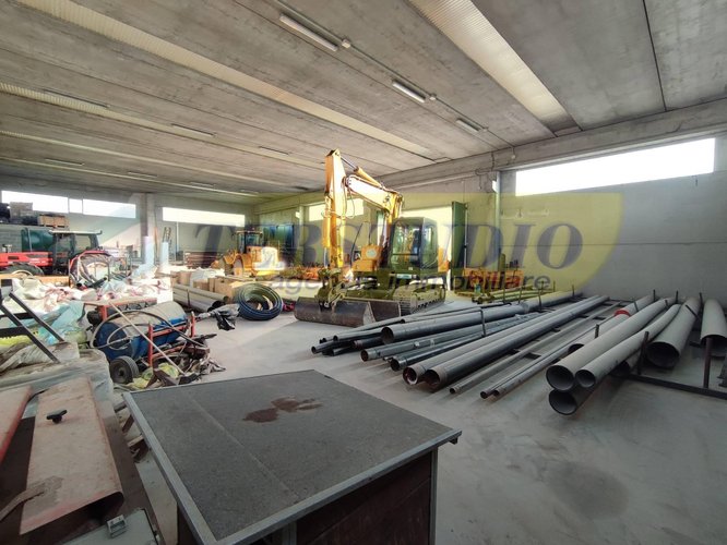 Capannone Industriale Brignano Gera d'Adda
