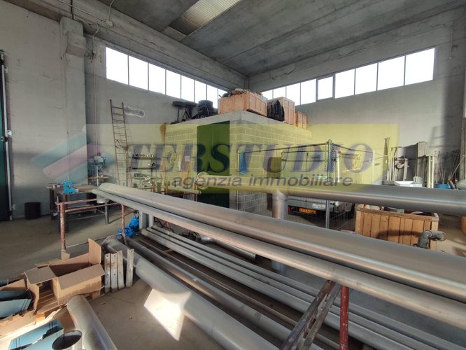 Capannone Industriale Brignano Gera d'Adda