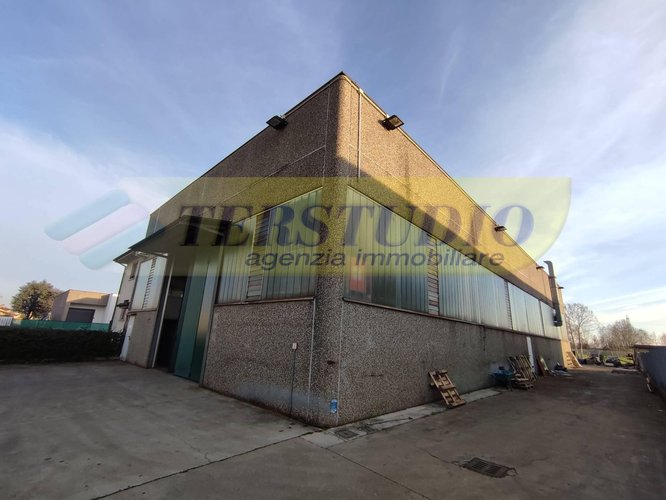 Capannone Industriale