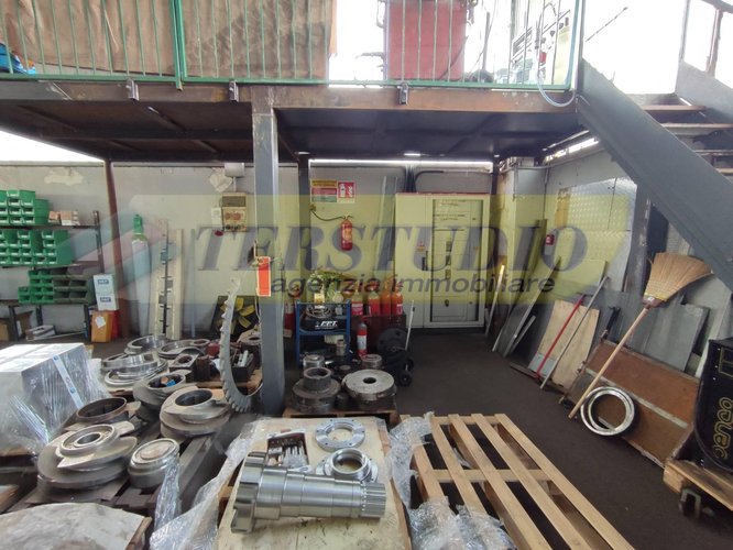 Capannone Industriale Spirano