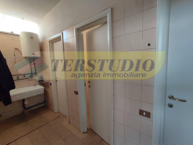 Capannone Industriale Spirano