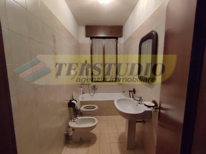 Capannone Industriale Spirano