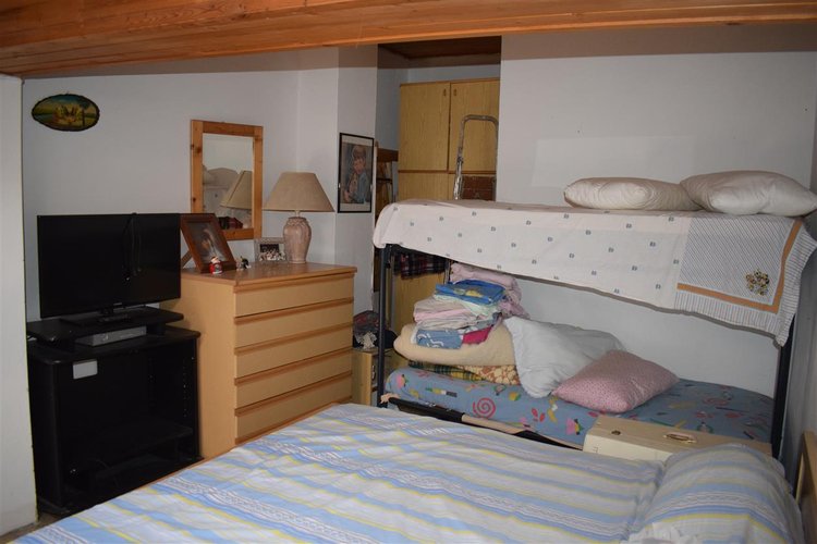 Cornalba trilocale su due livelli con guardino e arredo Cornalba