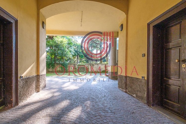 Stabile/Palazzo Seriate