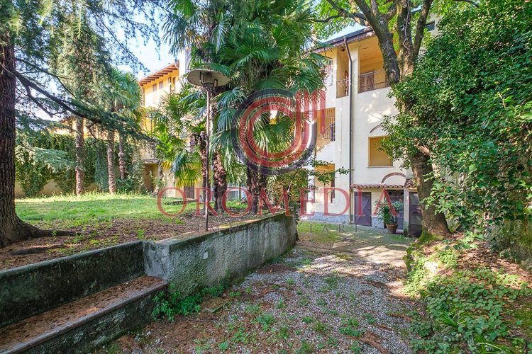 Stabile/Palazzo Seriate