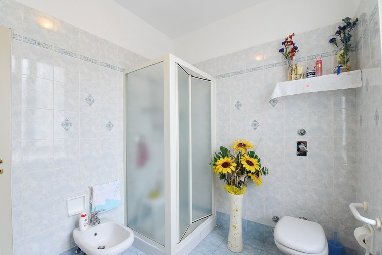 (22/24) Nuda Proprietà Quadrilocale - Erba Erba