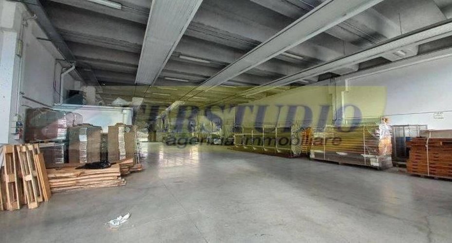Capannone Industriale