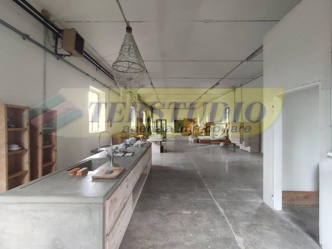 Magazzino Villa d'Adda