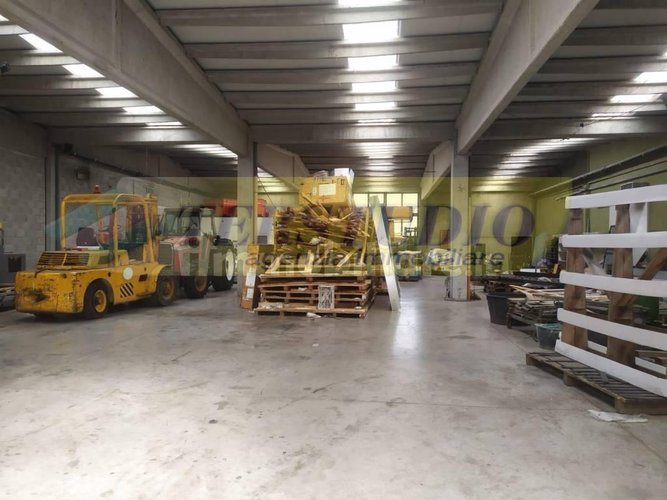Capannone Industriale