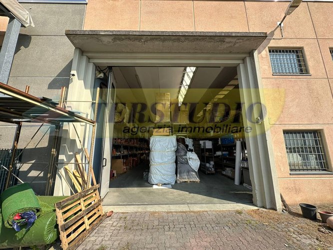Capannone Industriale Paderno d'Adda
