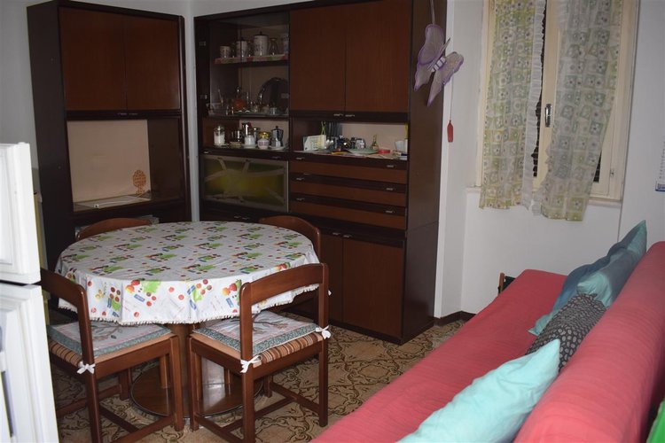 Costa Serina occasione due bilocali arredati con doppio box Costa Serina