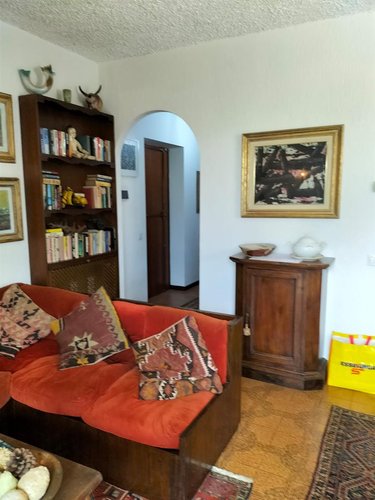 Oltre il Colle, panoramico appartamento balconato con box e cantina Oltre il Colle