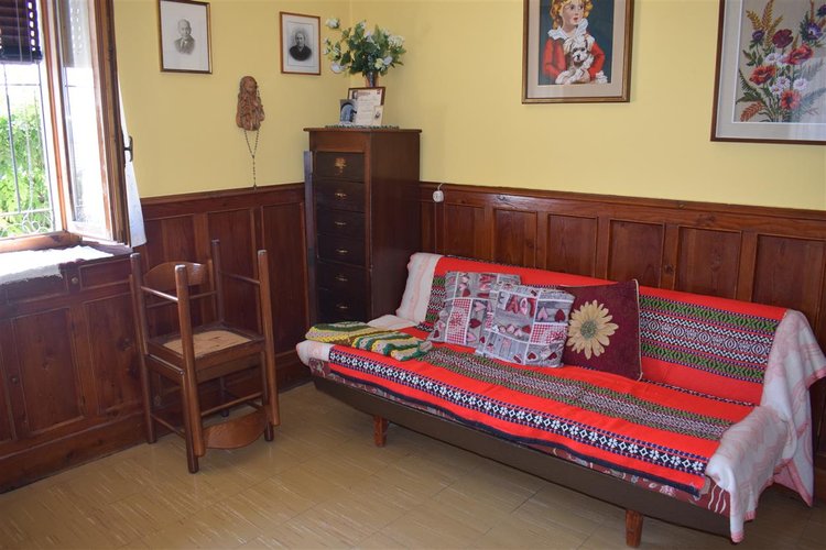 Costa Serina, adorabile porzione di casa con corte esclusiva Costa Serina