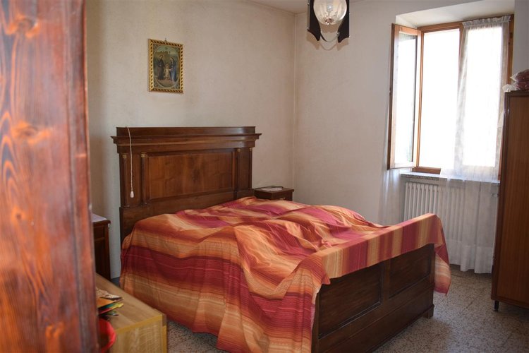 Costa Serina, adorabile porzione di casa con corte esclusiva Costa Serina