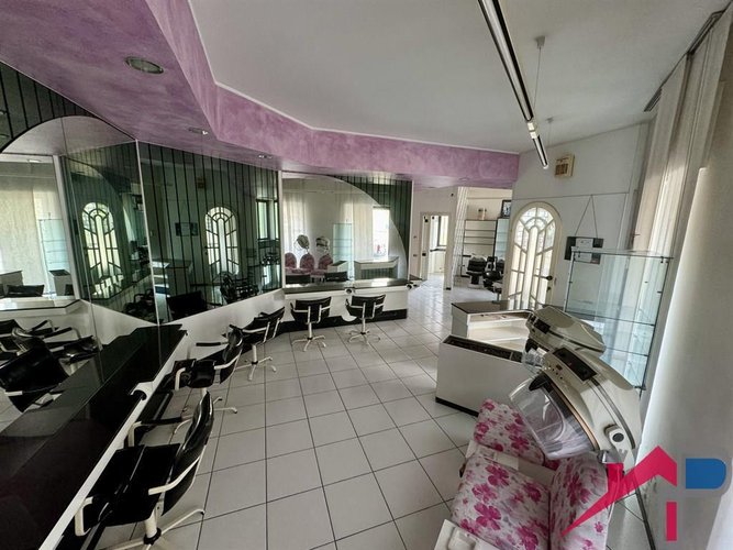 Locale commerciale nel centro di Calolziocorte Calolziocorte