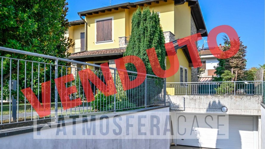 Villa o villino Castel Rozzone