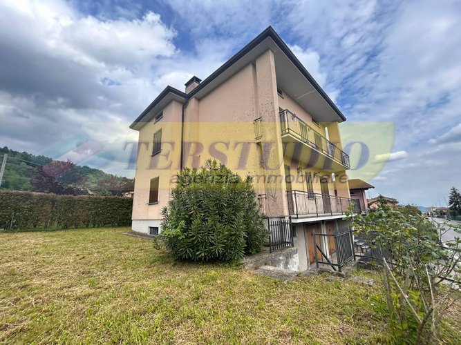 Villa o villino Almenno San Bartolomeo