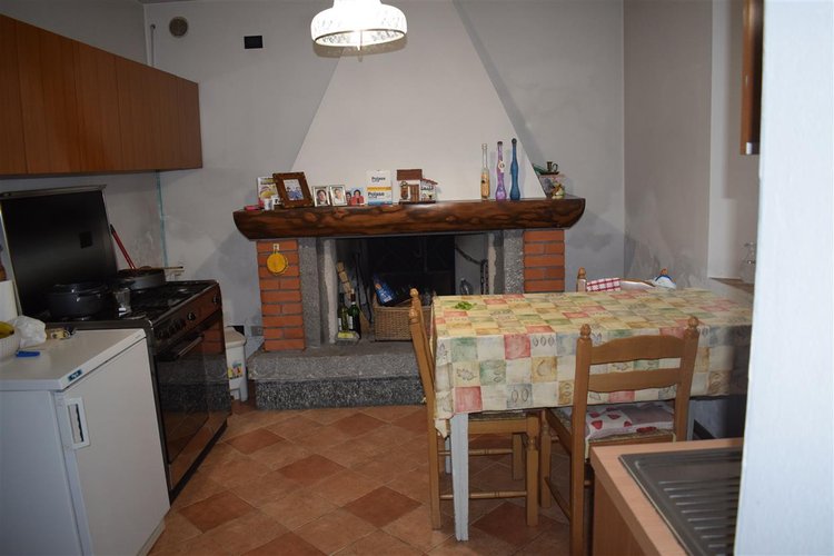 Serina Valpiana, tipica casetta d’epoca parzialmente ristrutturata Serina