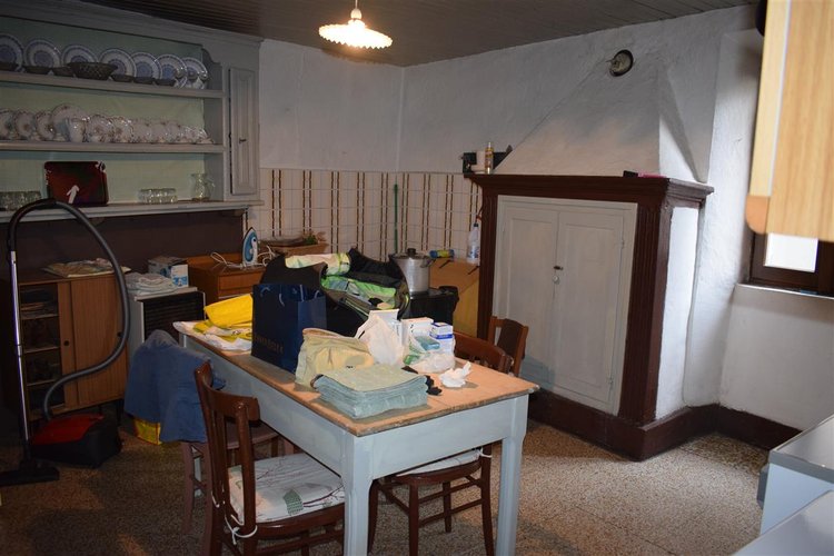 Serina Valpiana, tipica casetta d’epoca parzialmente ristrutturata Serina