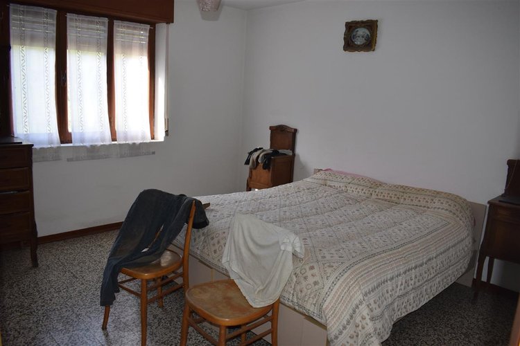 Algua Rosolo, casa d’epoca indipendente con godibilissima area pertinenziale Algua