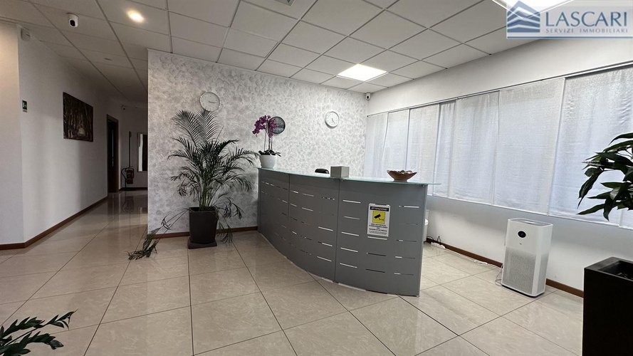 Ufficio 5 locali - Rif. 2361 Presezzo