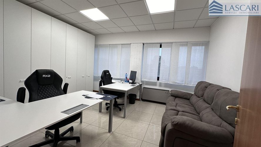 Ufficio 5 locali - Rif. 2361 Presezzo