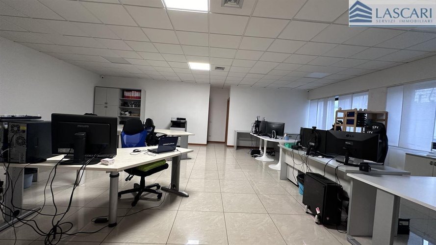 Ufficio 5 locali - Rif. 2361 Presezzo