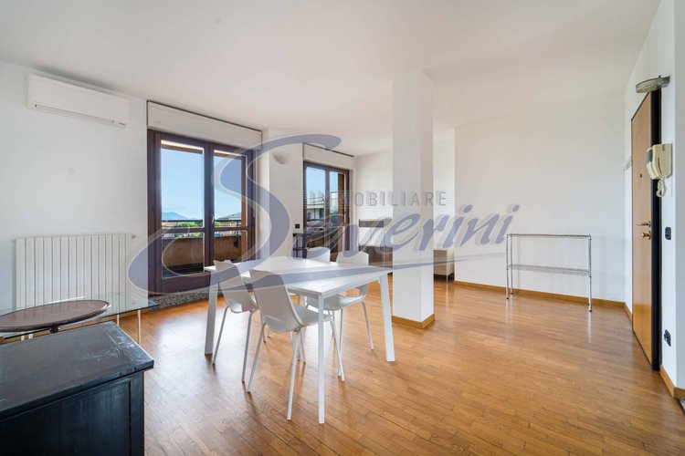 Attico / Mansarda Erba