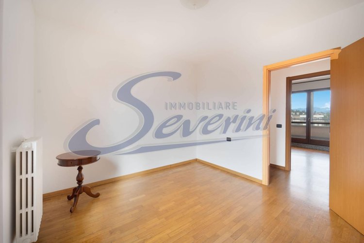 Attico / Mansarda Erba