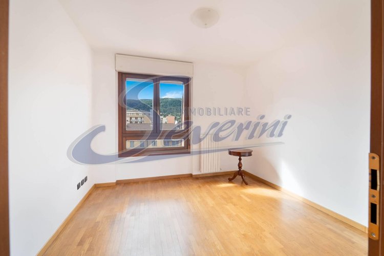 Attico / Mansarda Erba