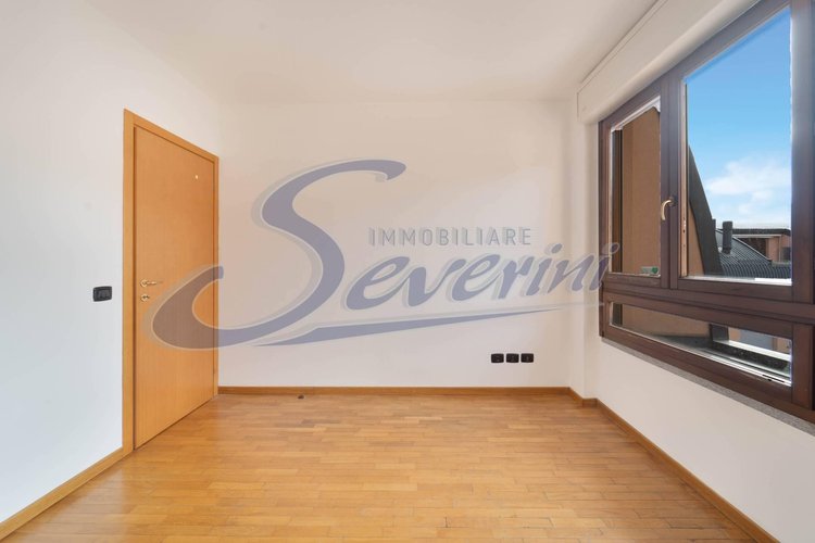 Attico / Mansarda Erba