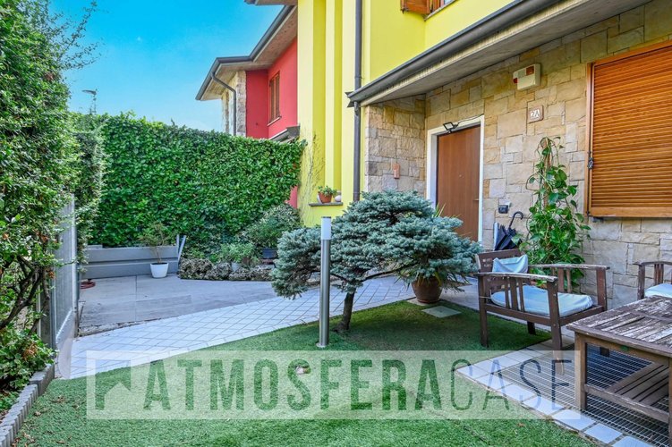 Villa a schiera Scanzorosciate