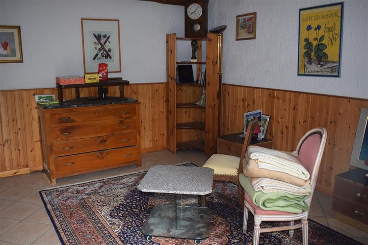 Serina vicino al centro, introvabile casetta singola con terreno di proprietà Serina