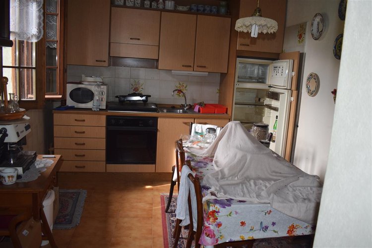 Serina vicino al centro, introvabile casetta singola con terreno di proprietà Serina