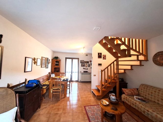 VILLETTA DI TESTA! Serina