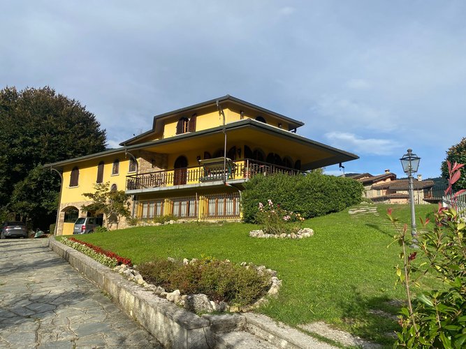 VILLA HOLLIWOODIANA!