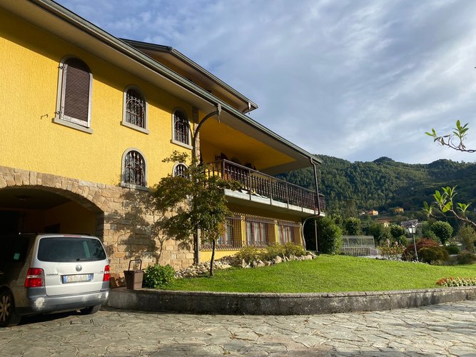 VILLA HOLLIWOODIANA! Val Brembilla