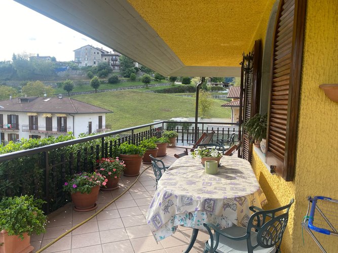 VILLA HOLLIWOODIANA! Val Brembilla