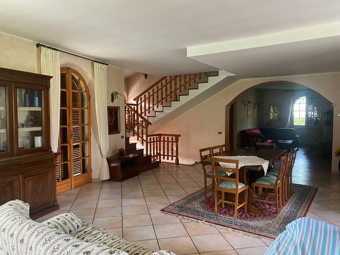 VILLA HOLLIWOODIANA! Val Brembilla