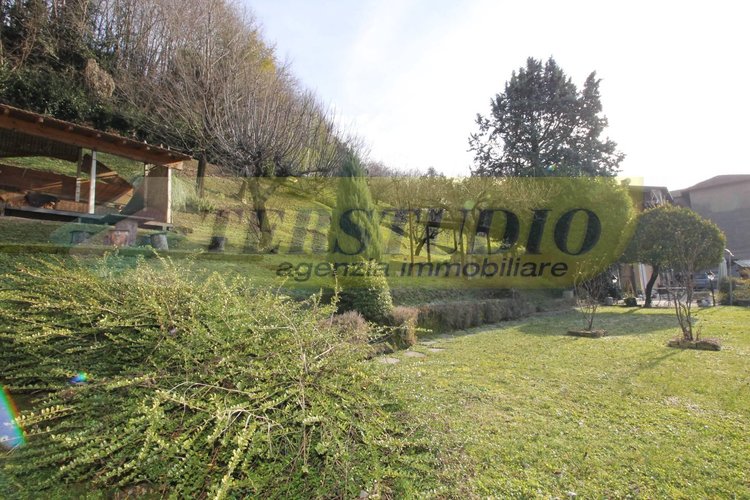 Villa o villino Calolziocorte