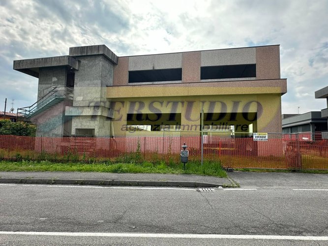 Capannone Industriale Suisio