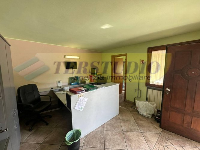 Capannone Industriale Bottanuco