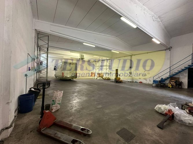 Capannone Industriale Capriate San Gervasio