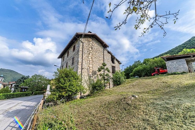 Casa indipendente Albino