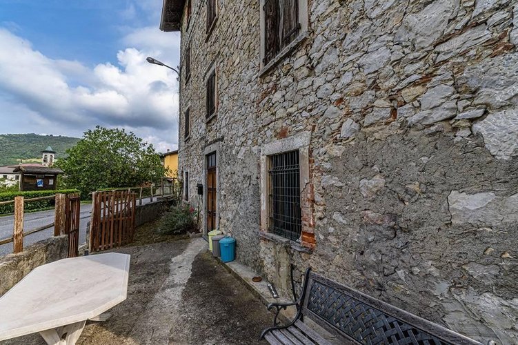 Casa indipendente Albino