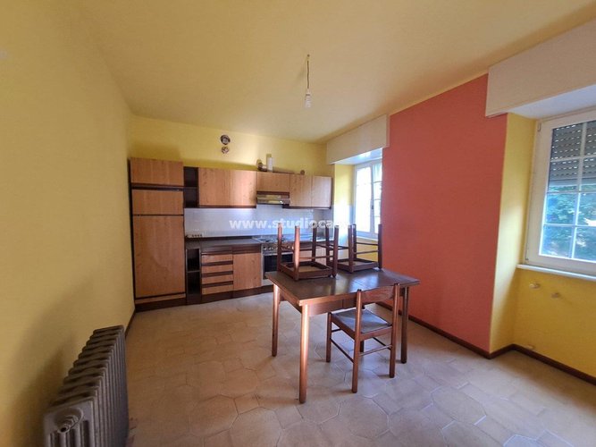 BORGHETTO MEDIOEVALE! Dossena