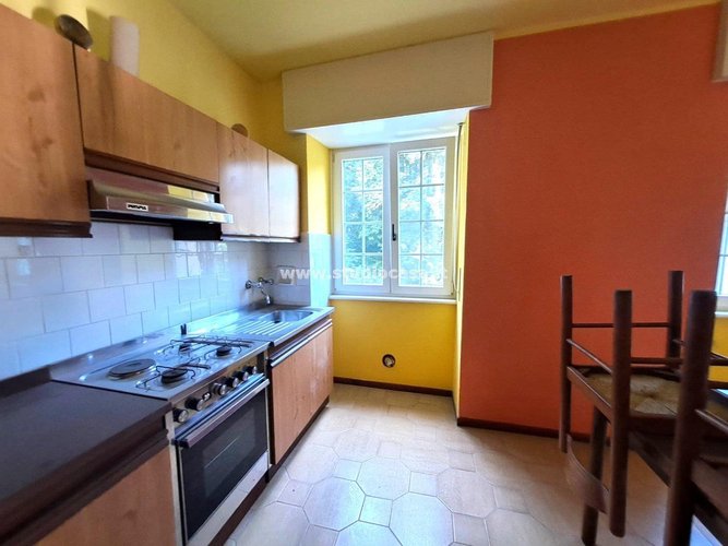 BORGHETTO MEDIOEVALE! Dossena