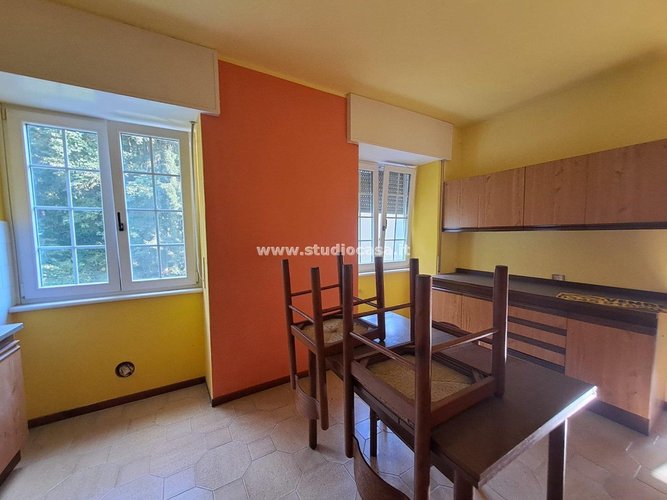 BORGHETTO MEDIOEVALE! Dossena